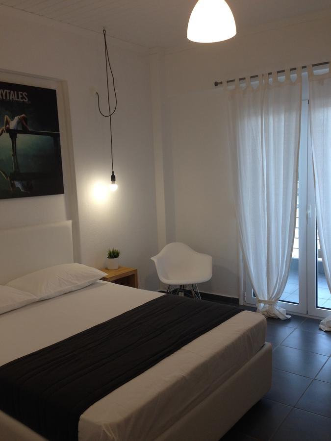 Philoxenia Suites Nea Vrasna Ngoại thất bức ảnh